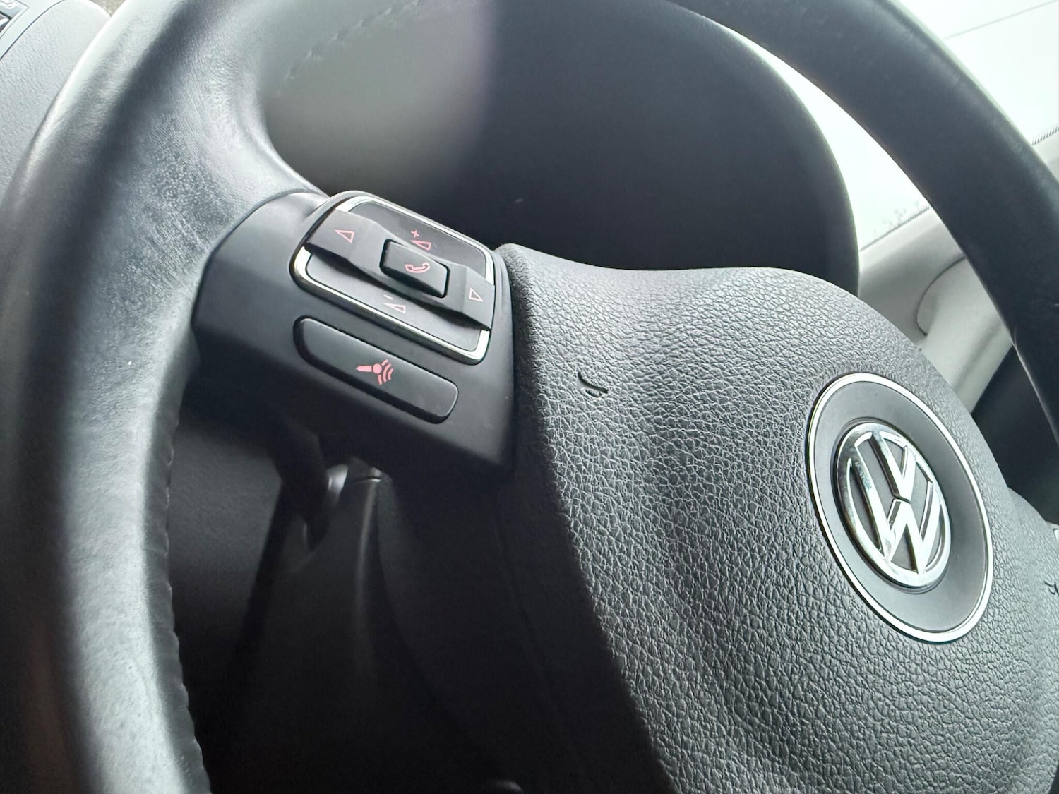 Used Volkswagen Touran for sale - 77441402: Photo 39