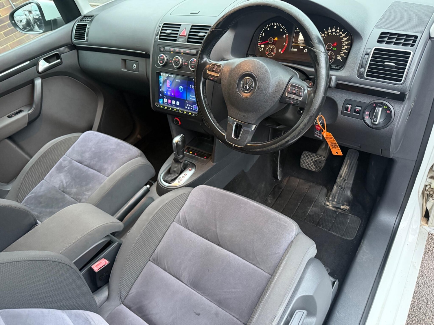 Used Volkswagen Touran for sale - 77441402: Photo 44