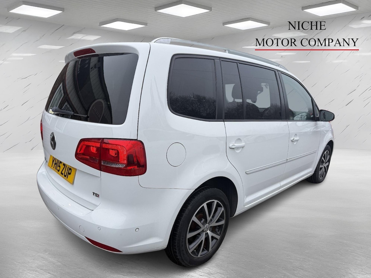 Used Volkswagen Touran for sale - 77441402: Photo 5