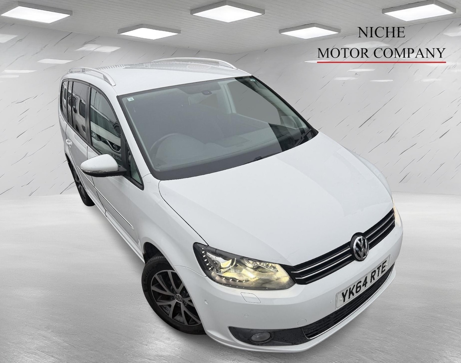 Used Volkswagen Touran for sale - 77441393: Photo 8