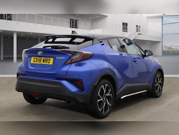 Used Toyota C-HR 2018 for sale - 75646451: Photo