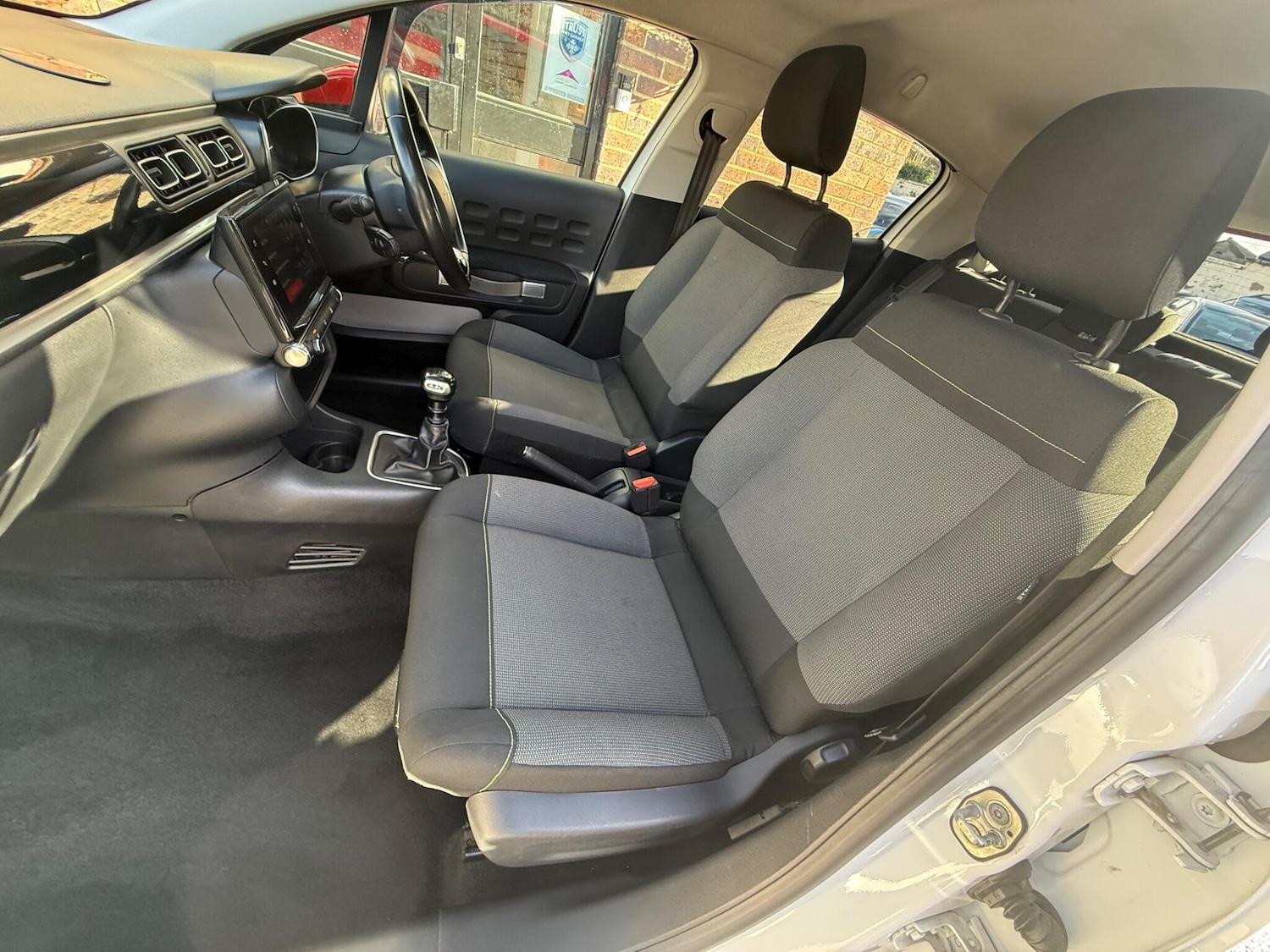 Used Citroen C3 2018 for sale - 77496127: Photo 55