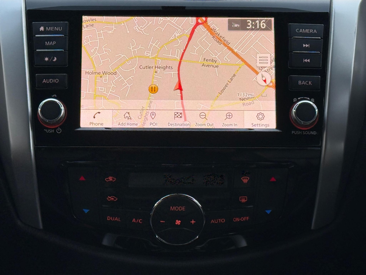 Used Nissan Navara 2021 for sale - 76538470: Photo 30