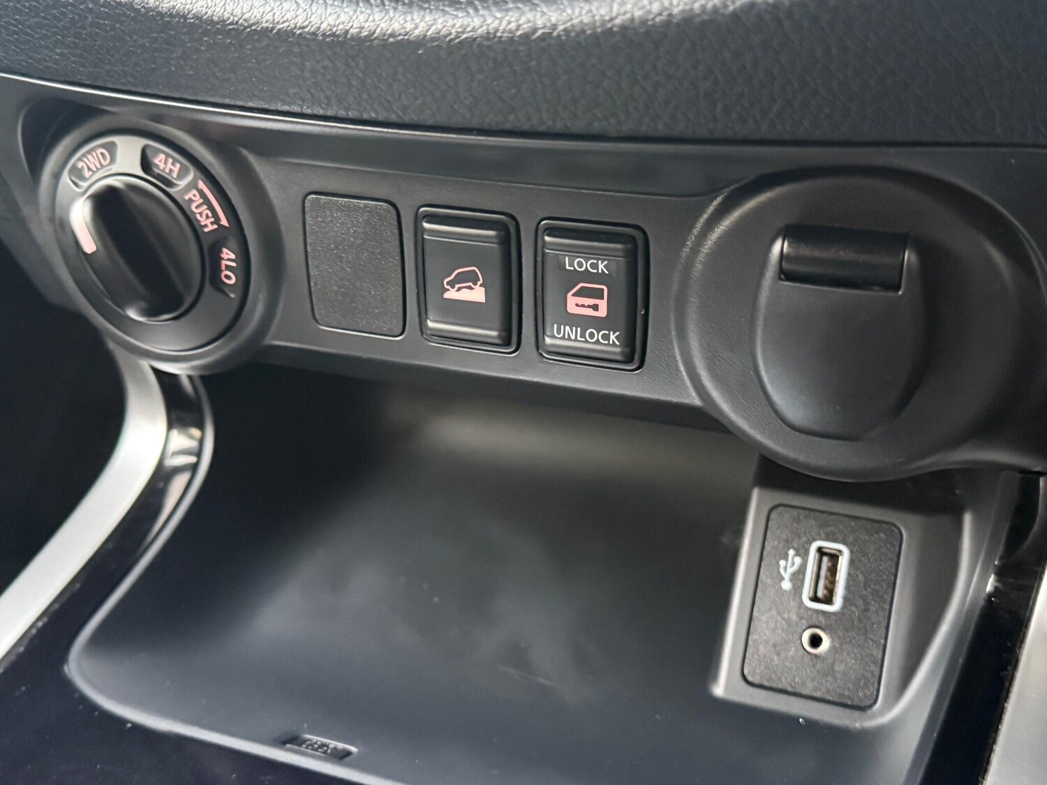 Used Nissan Navara 2021 for sale - 76538470: Photo 33