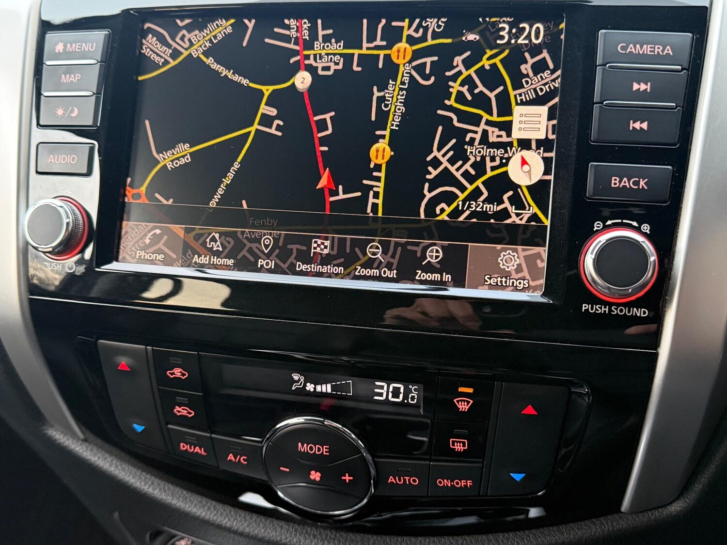 Used Nissan Navara 2021 for sale - 76538470: Photo 34