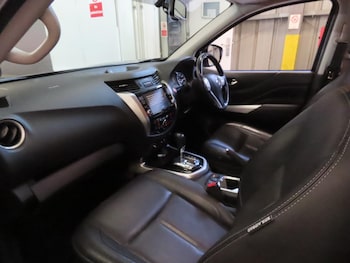 Used Nissan Navara 2021 for sale - 76538470: Photo