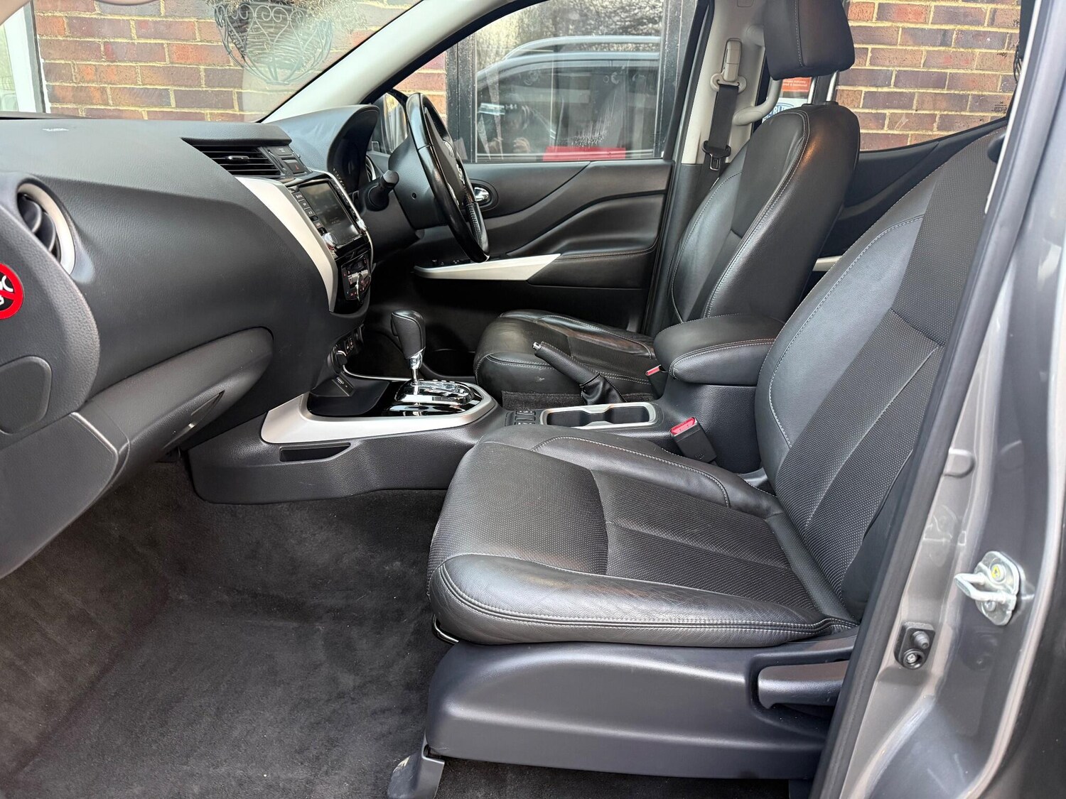 Used Nissan Navara 2021 for sale - 76538470: Photo 40