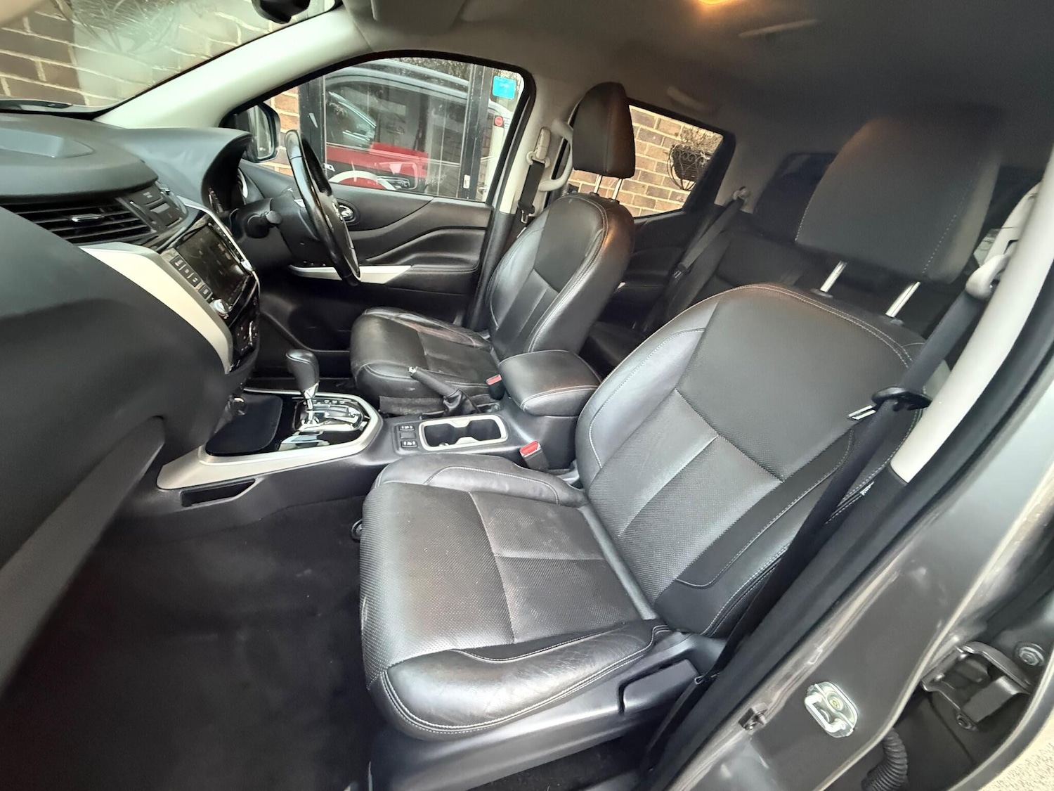 Used Nissan Navara 2021 for sale - 76538470: Photo 43