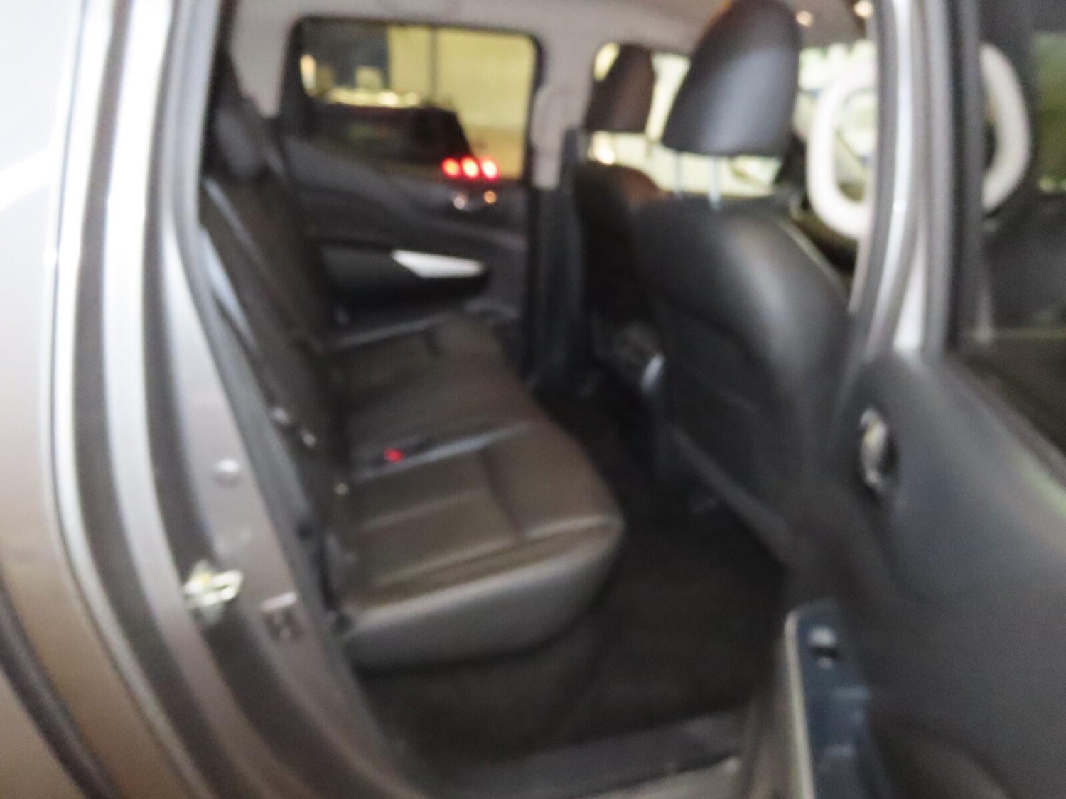 Used Nissan Navara 2021 for sale - 76538470: Photo 8