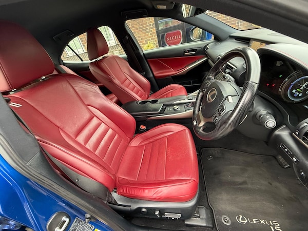 Used Lexus IS 2018 for sale - 76296017: Photo 18