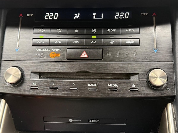Used Lexus IS 2018 for sale - 76296017: Photo 35