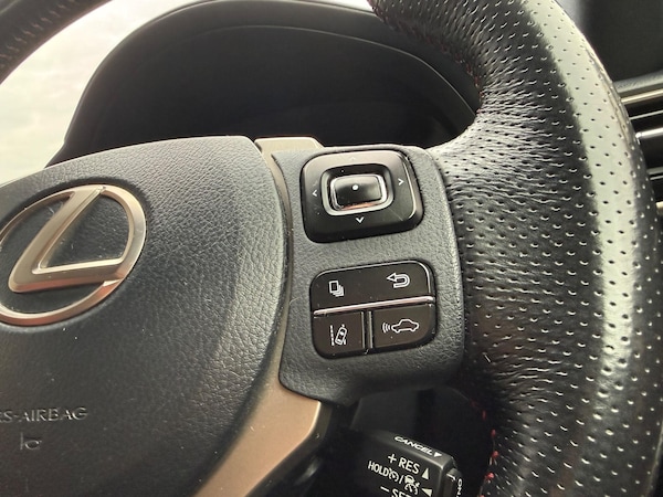 Used Lexus IS 2018 for sale - 76296017: Photo 37