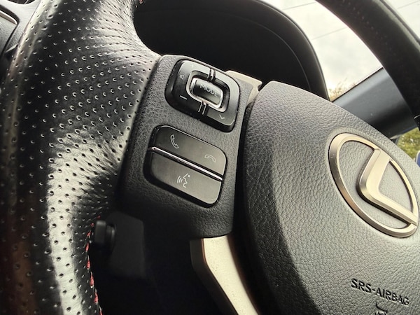 Used Lexus IS 2018 for sale - 76296017: Photo 38