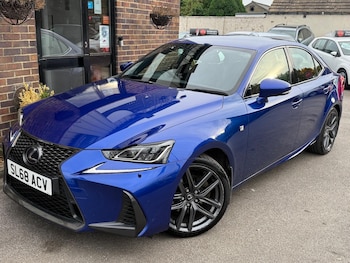 Used Lexus IS 2018 for sale - 76296017: Photo