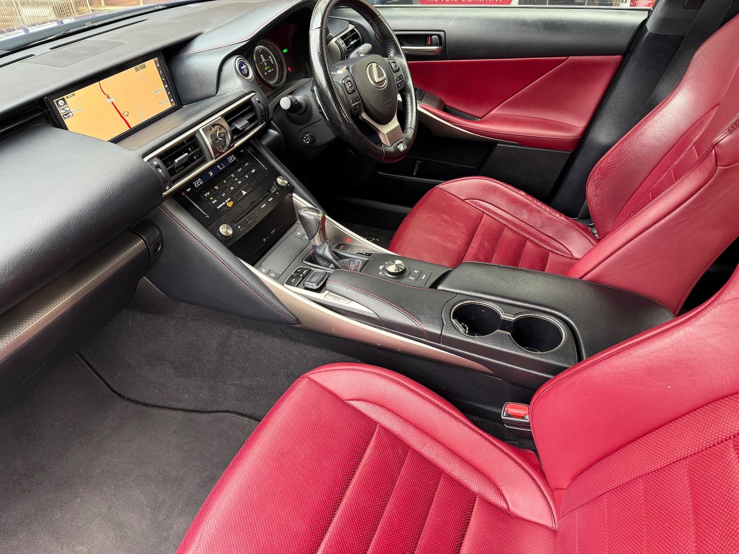 Used Lexus IS 2018 for sale - 76296017: Photo 54