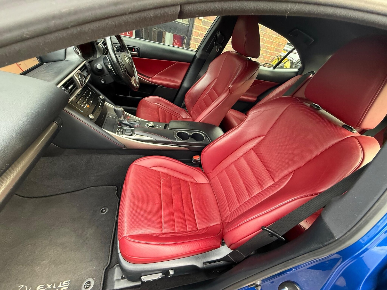 Used Lexus IS 2018 for sale - 76296017: Photo 58