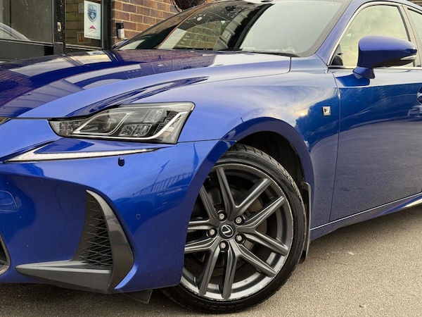 Used Lexus IS 2018 for sale - 76296017: Photo 61