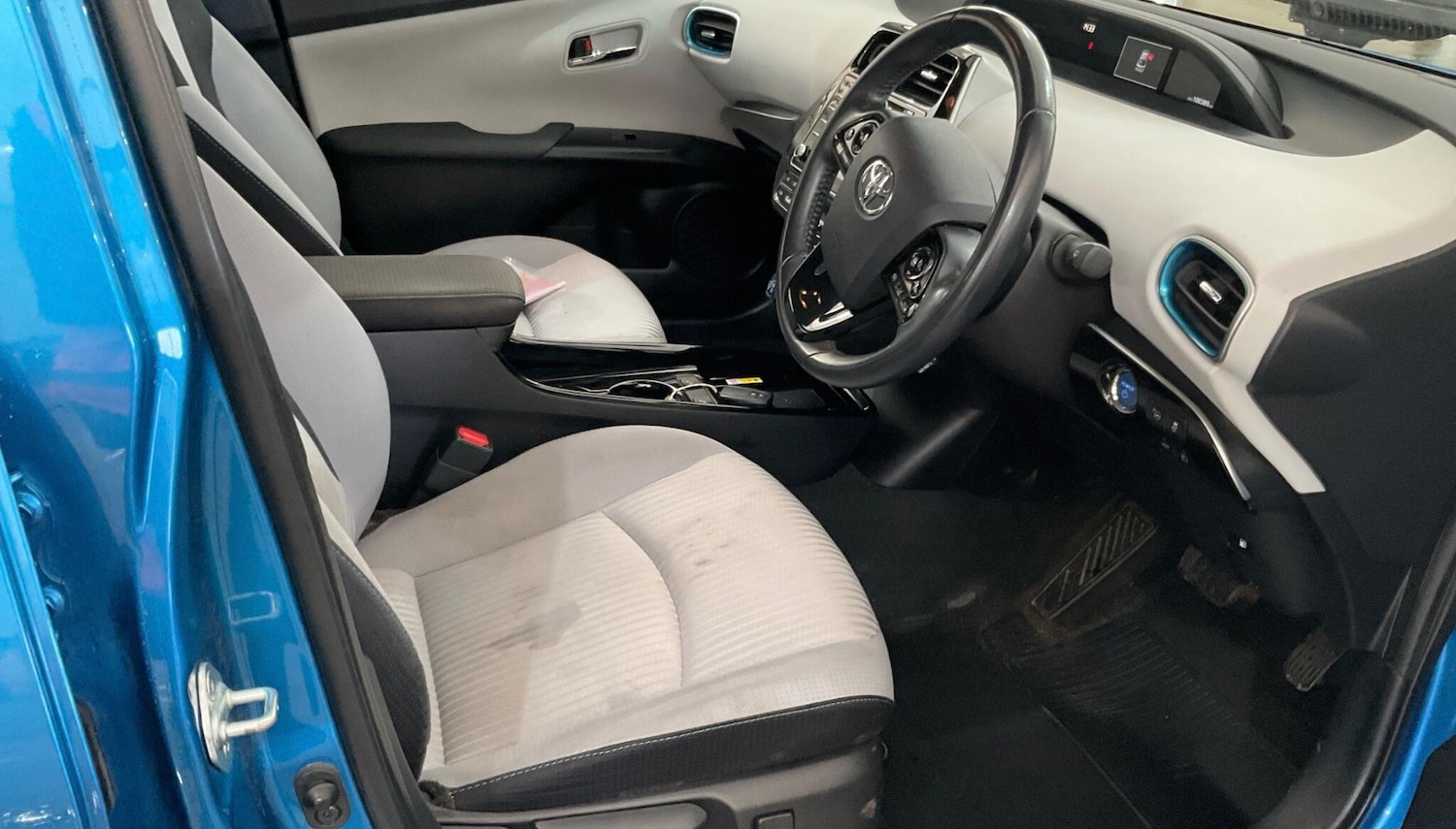 Used Toyota Prius 2022 for sale - 77538299: Photo 8