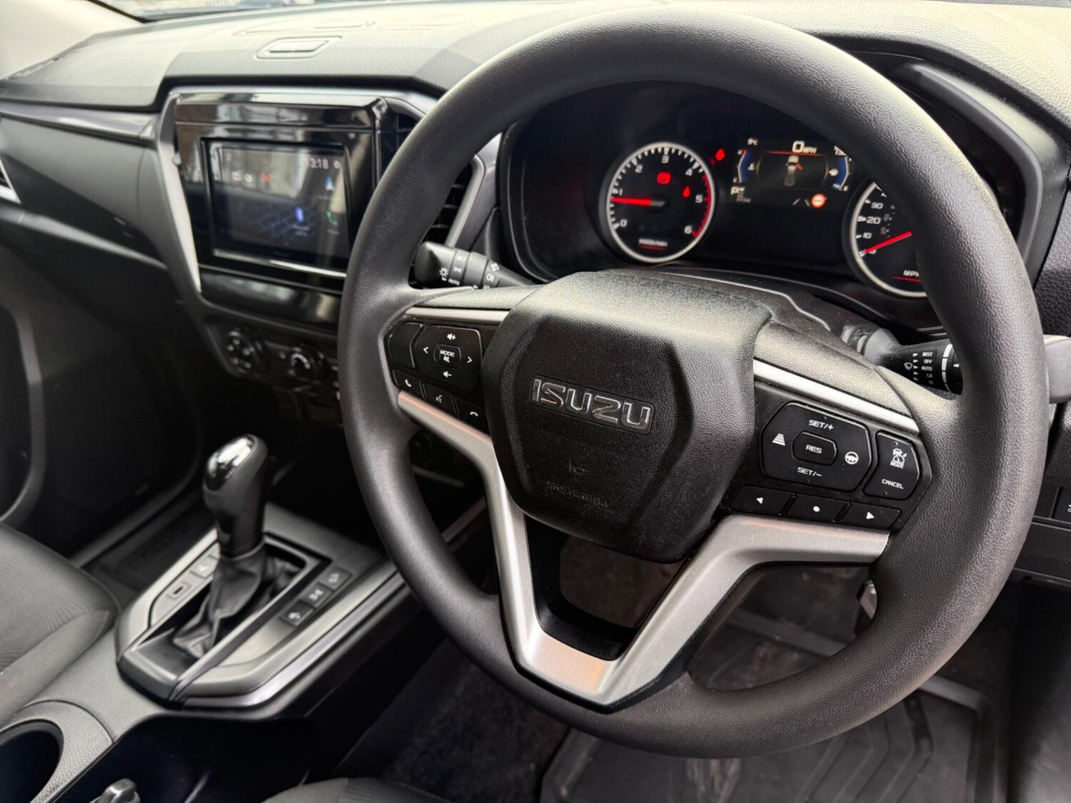 Used Isuzu D-Max 2023 for sale - 77291637: Photo 12
