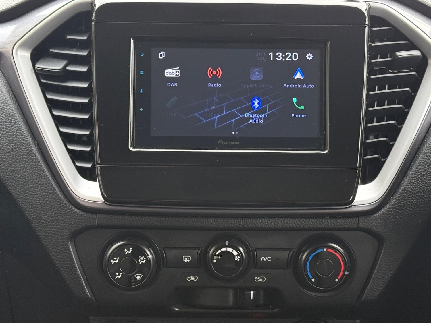 Used Isuzu D-Max 2023 for sale - 77291637: Photo 14