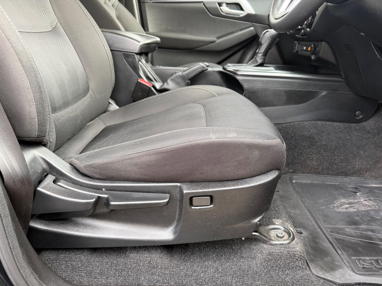 Used Isuzu D-Max 2023 for sale - 77291637: Photo 19