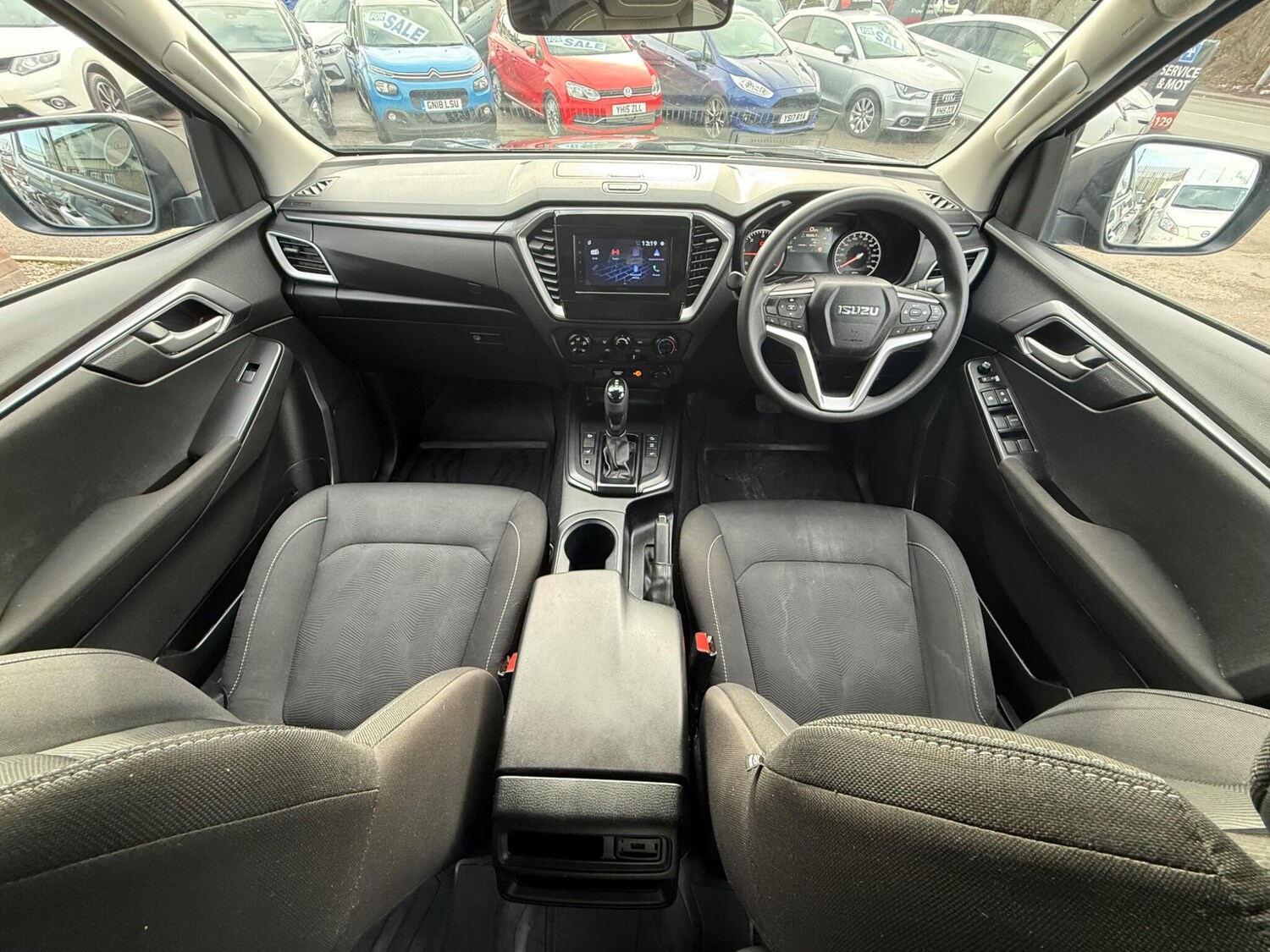 Used Isuzu D-Max 2023 for sale - 77291637: Photo 28