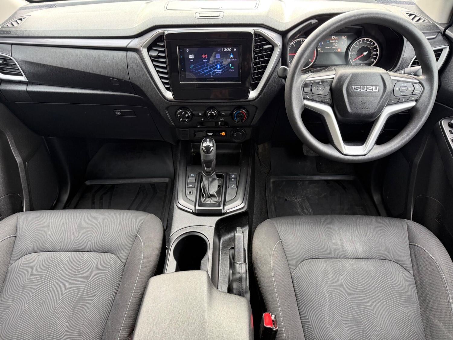 Used Isuzu D-Max 2023 for sale - 77291637: Photo 33