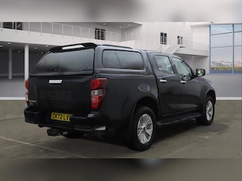Used Isuzu D-Max 2023 for sale - 77291637: Photo