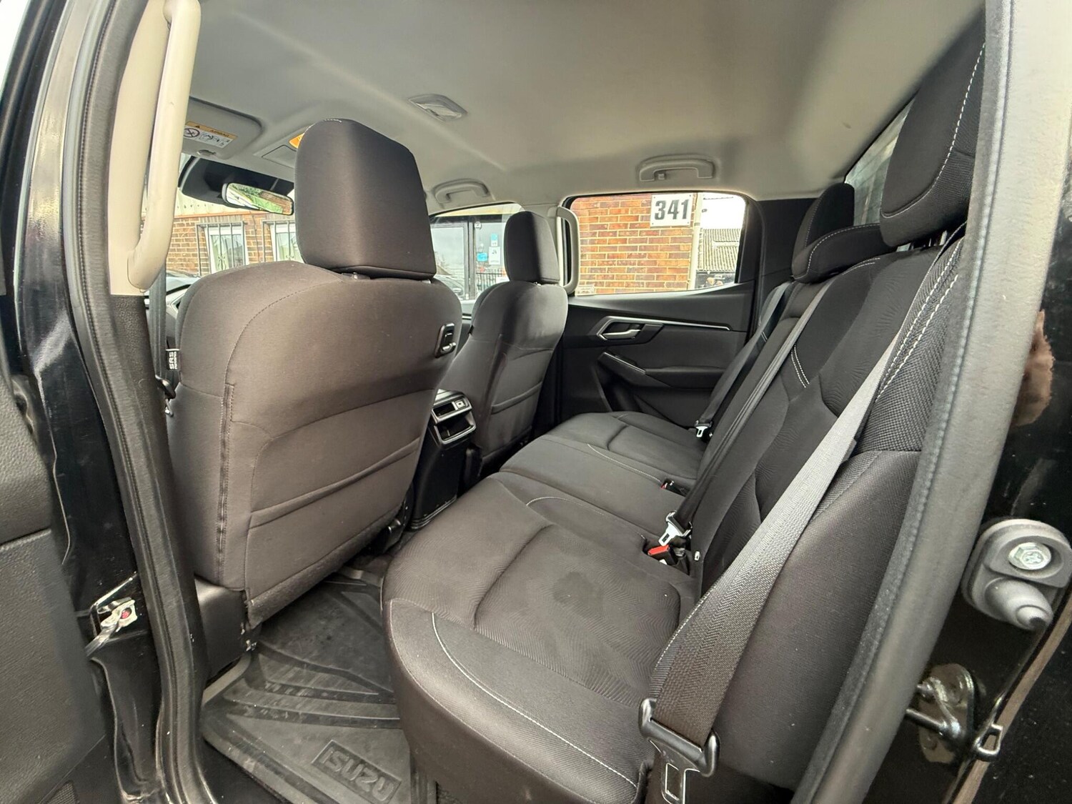 Used Isuzu D-Max 2023 for sale - 77291637: Photo 52