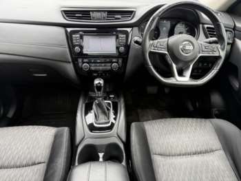 Used Nissan X-Trail 2017 for sale - 75459308: Photo