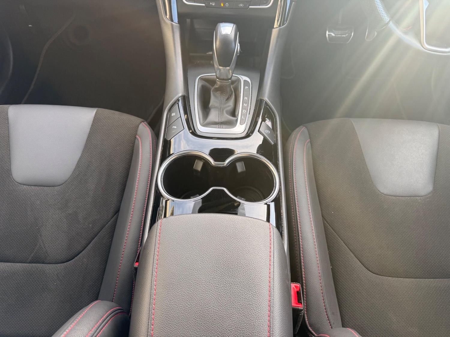 Used Ford Mondeo 2022 for sale - 77597600: Photo 22