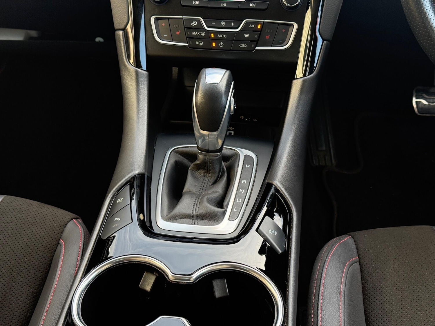 Used Ford Mondeo 2022 for sale - 77597600: Photo 23