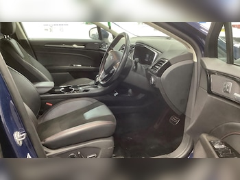 Used Ford Mondeo 2022 for sale - 77597600: Photo