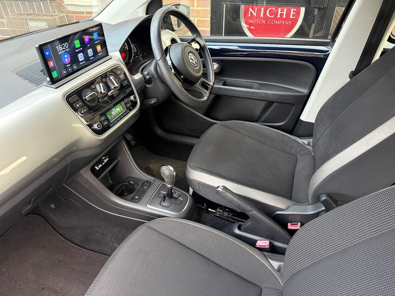 Used Volkswagen up! 2026 for sale - 77143395: Photo 38