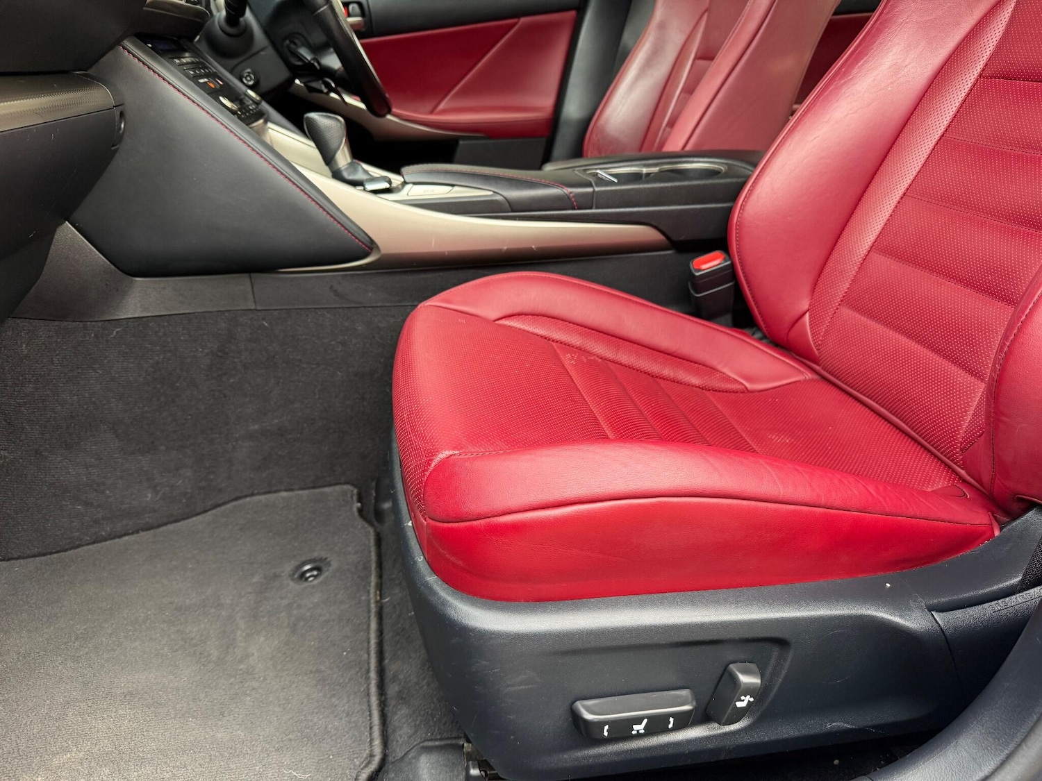 Used Lexus IS 2018 for sale - 76995165: Photo 55