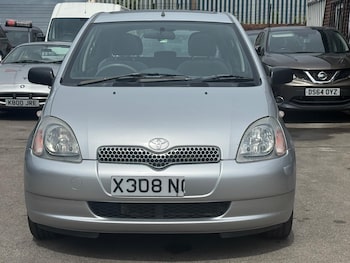 Used Toyota Yaris 2001 for sale - 78752611: Photo