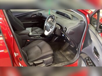 Used Toyota Prius 2018 for sale - 79062151: Photo