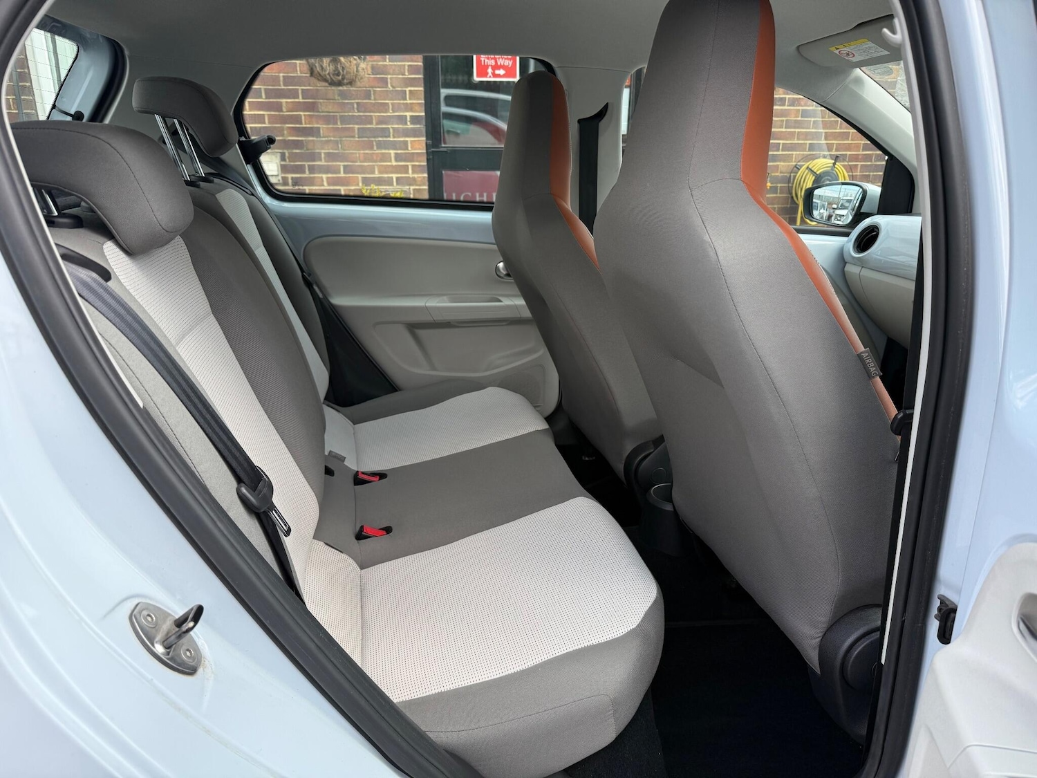 Used Volkswagen up! 2025 for sale - 77015760: Photo 23