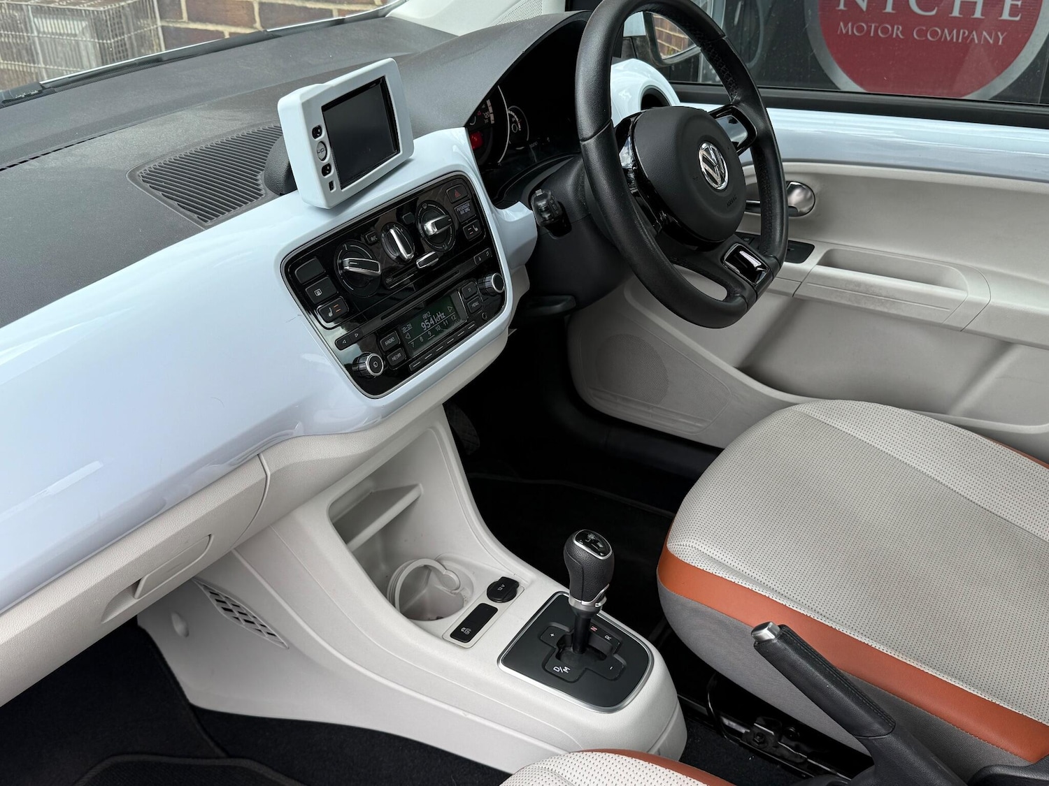 Used Volkswagen up! 2025 for sale - 77015760: Photo 39