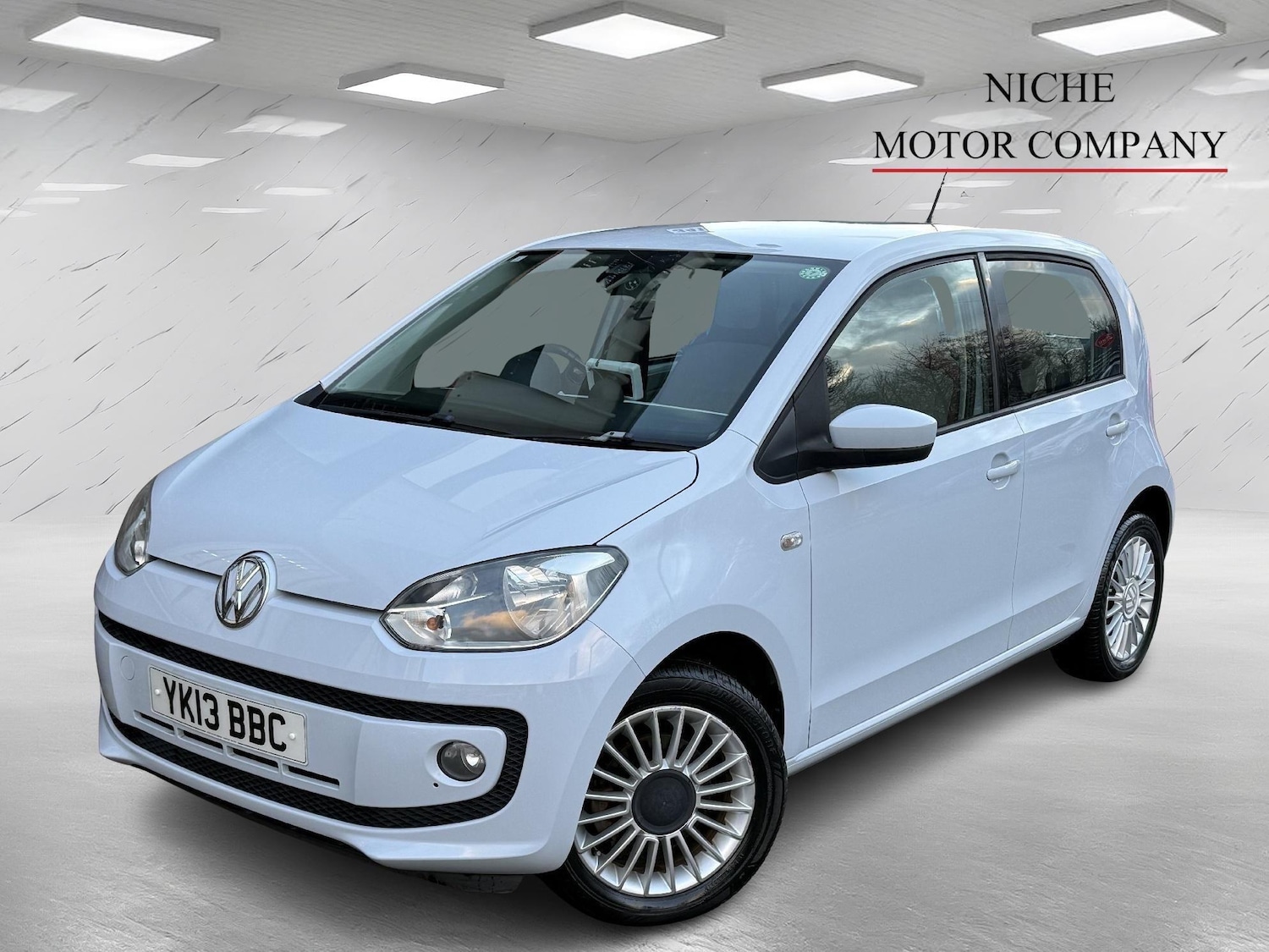 Used Volkswagen up! 2025 for sale - 77015760: Photo 4