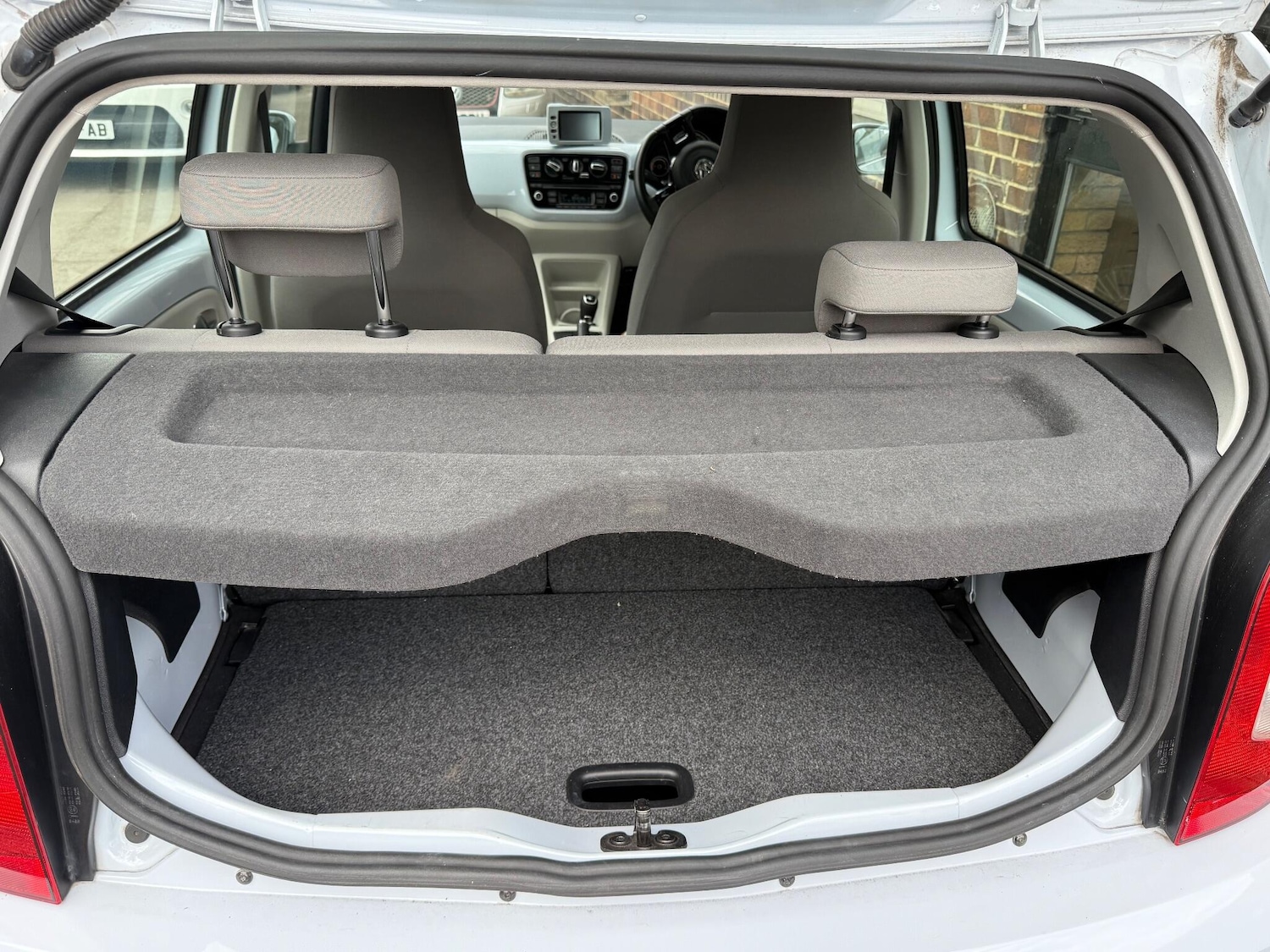 Used Volkswagen up! 2025 for sale - 77015760: Photo 48