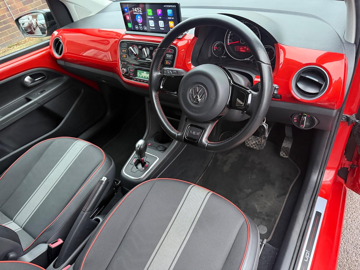 Used Volkswagen up! 2026 for sale - 77143796: Photo 11