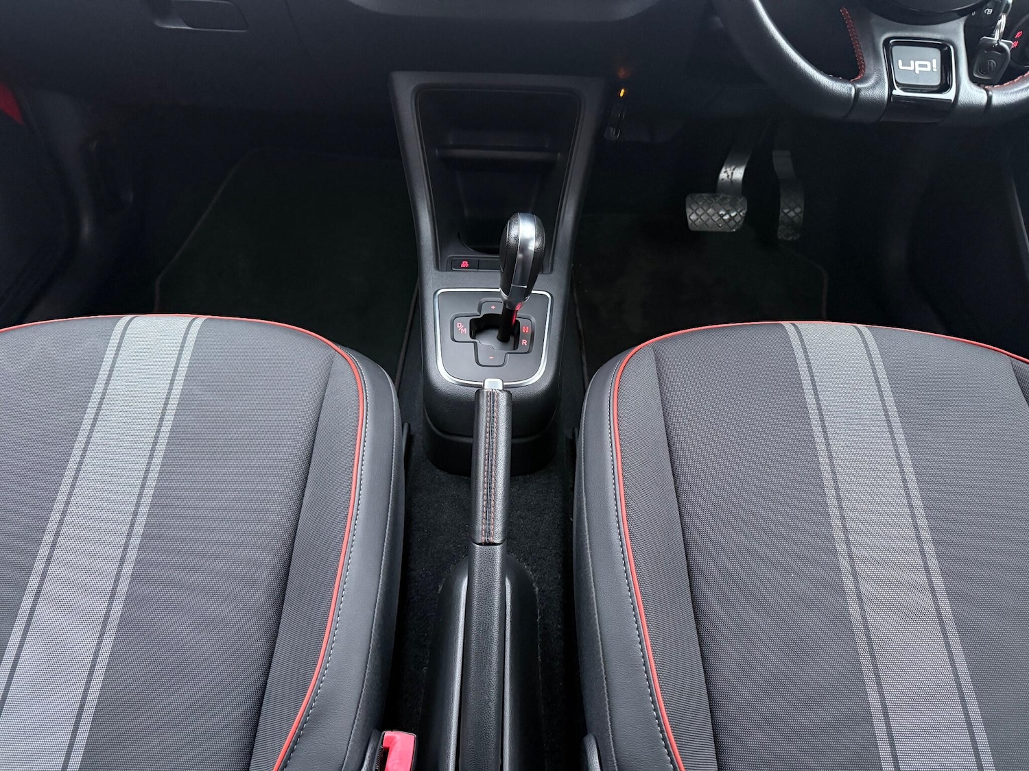 Used Volkswagen up! 2026 for sale - 77143796: Photo 34