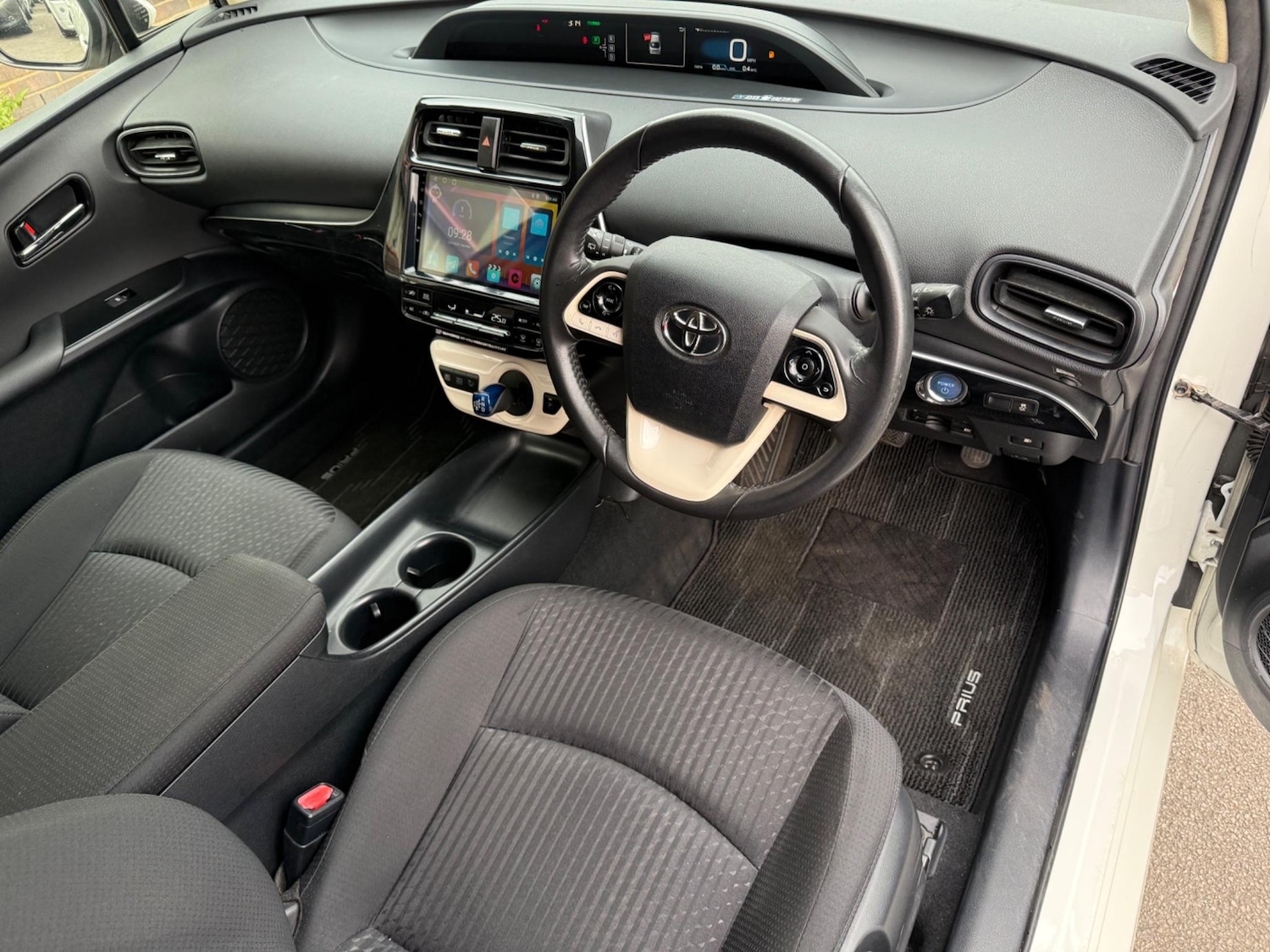 Used Toyota Prius 2023 for sale - 76645372: Photo 12