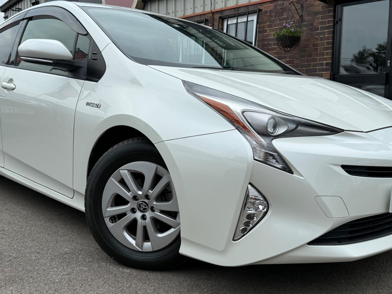 Used Toyota Prius 2023 for sale - 76645372: Photo 65