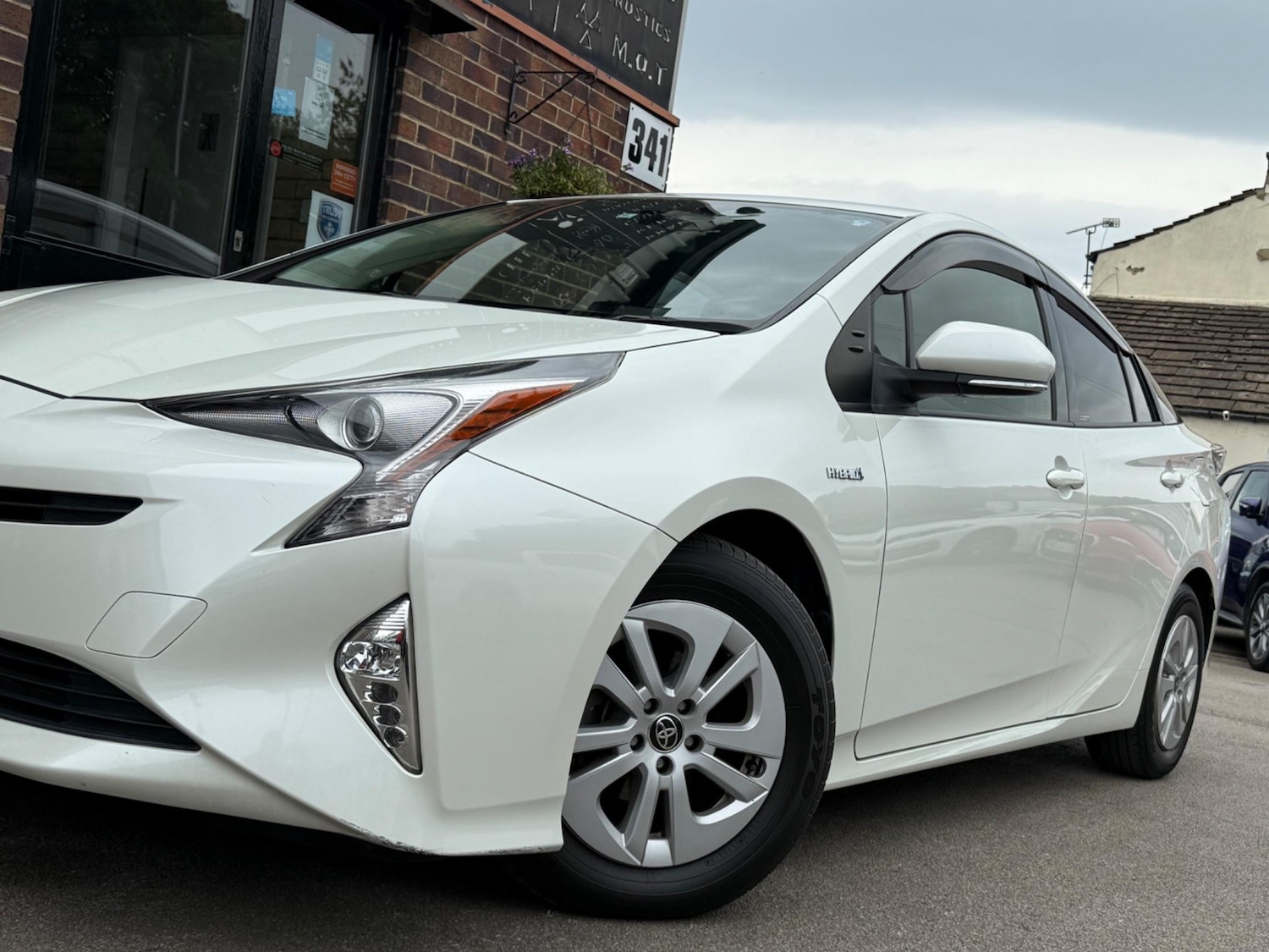 Used Toyota Prius 2023 for sale - 76645372: Photo 71