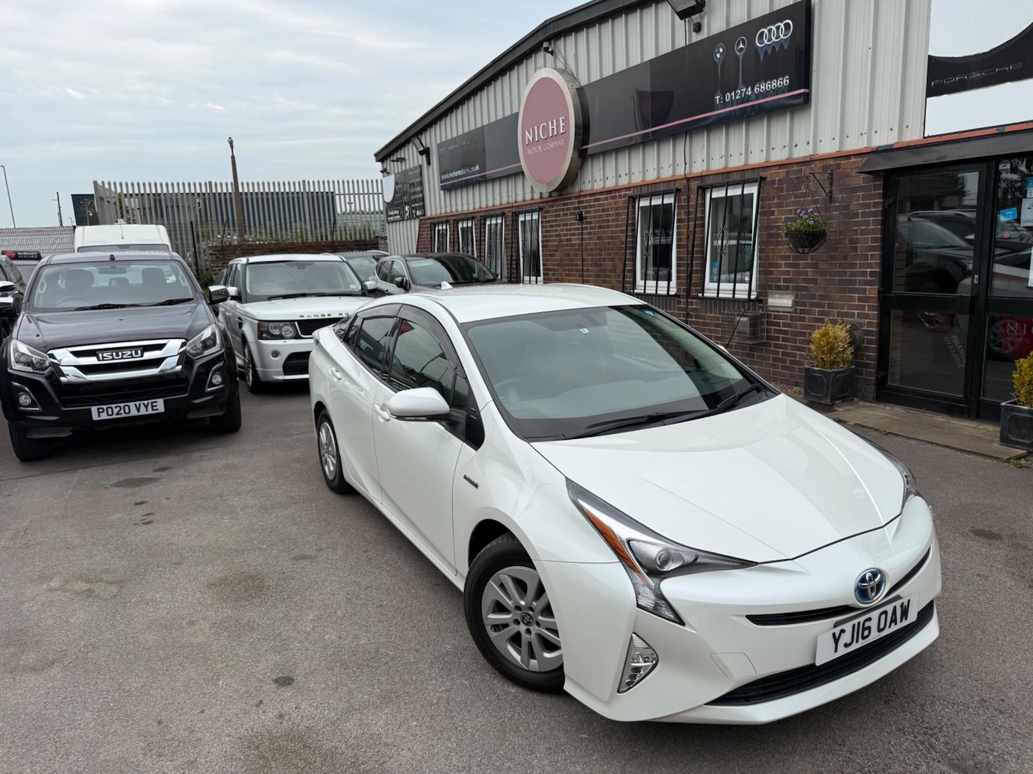 Used Toyota Prius 2023 for sale - 76645372: Photo 9