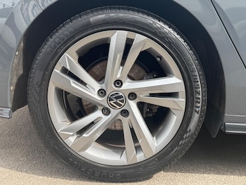 Used Volkswagen Golf 2021 for sale - 75552886: Photo