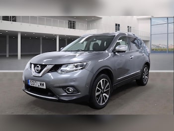 Used Nissan X-Trail 2017 for sale - 76152300: Photo 2
