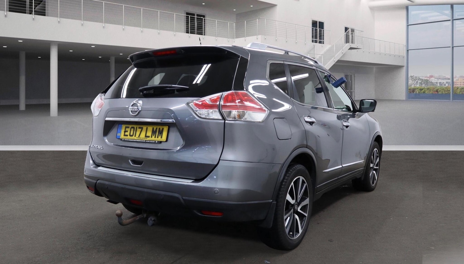 Used Nissan X-Trail 2017 for sale - 76152300: Photo 4